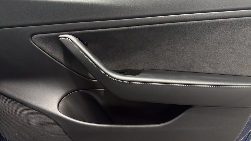 Used 2019 Tesla Model 3 Long Range AWD/4WD image 9