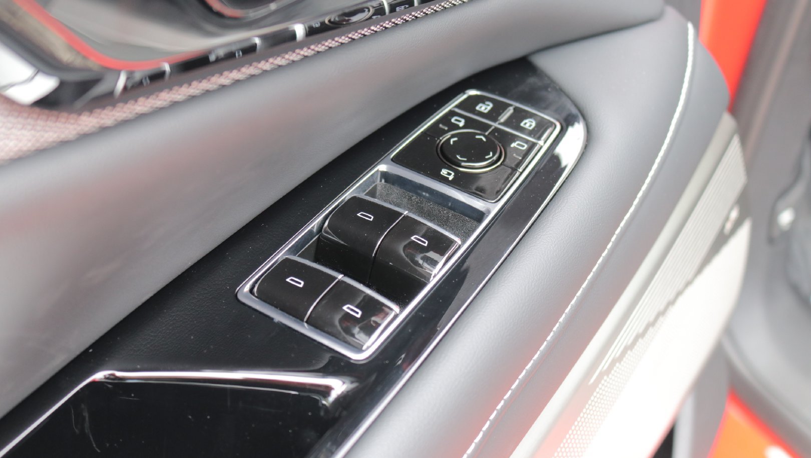 New 2027 Cadillac Optiq Sport RWD image 10