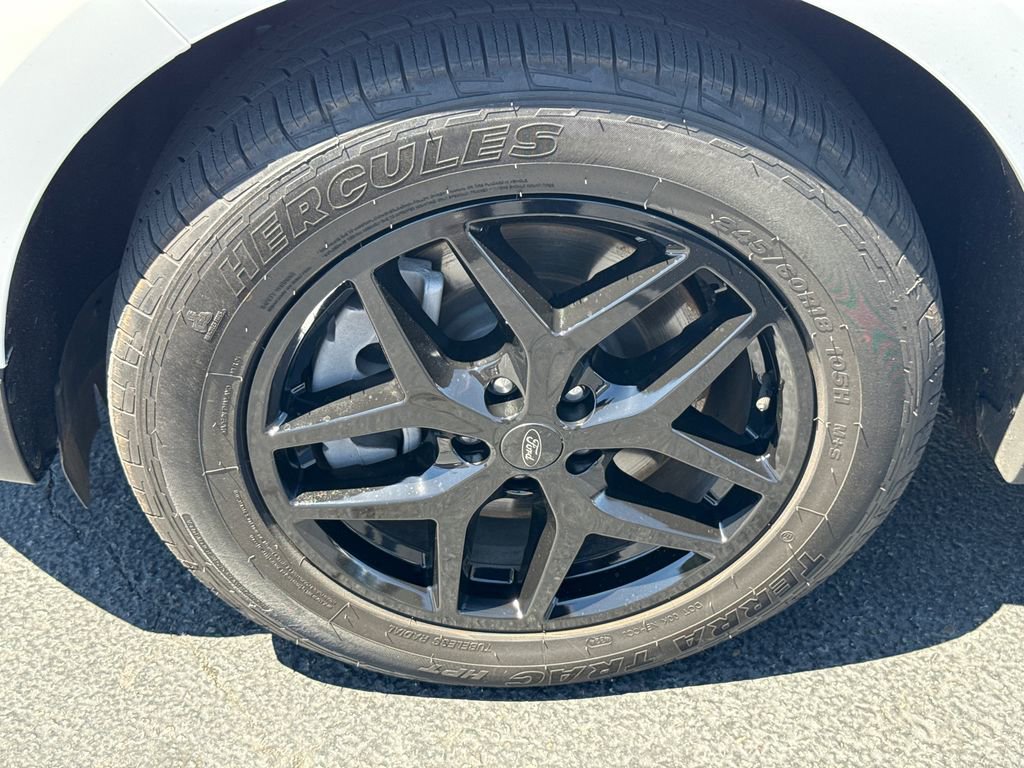 Used 2024 Ford Edge SEL AWD/4WD image 5