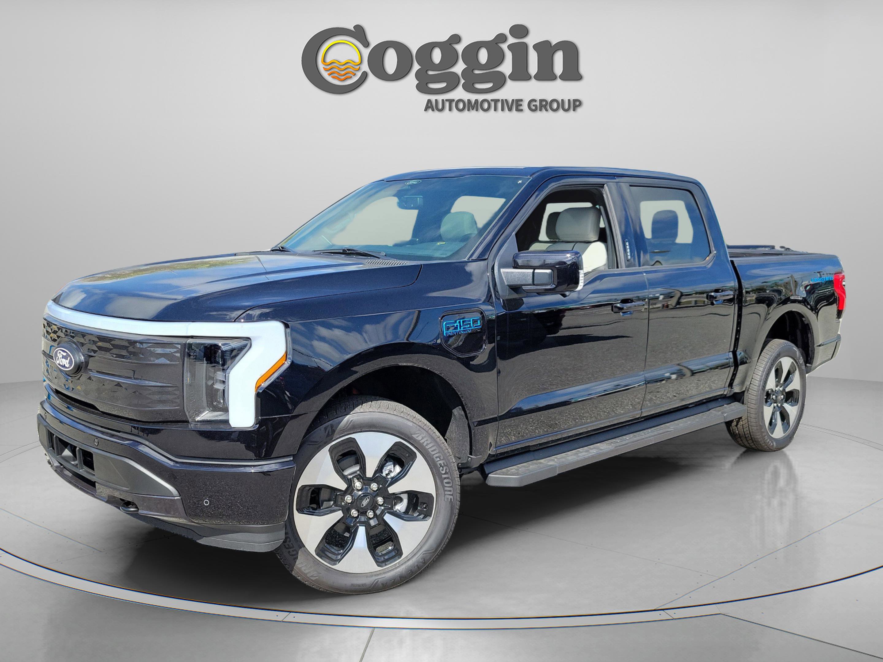 New 2025 Ford F150 Lightning Platinum image 3