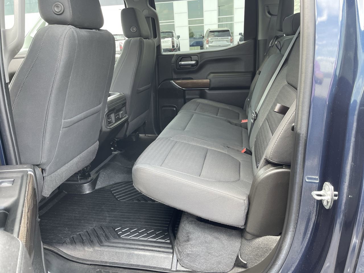 Used 2021 Chevrolet Silverado 1500 RST image 23