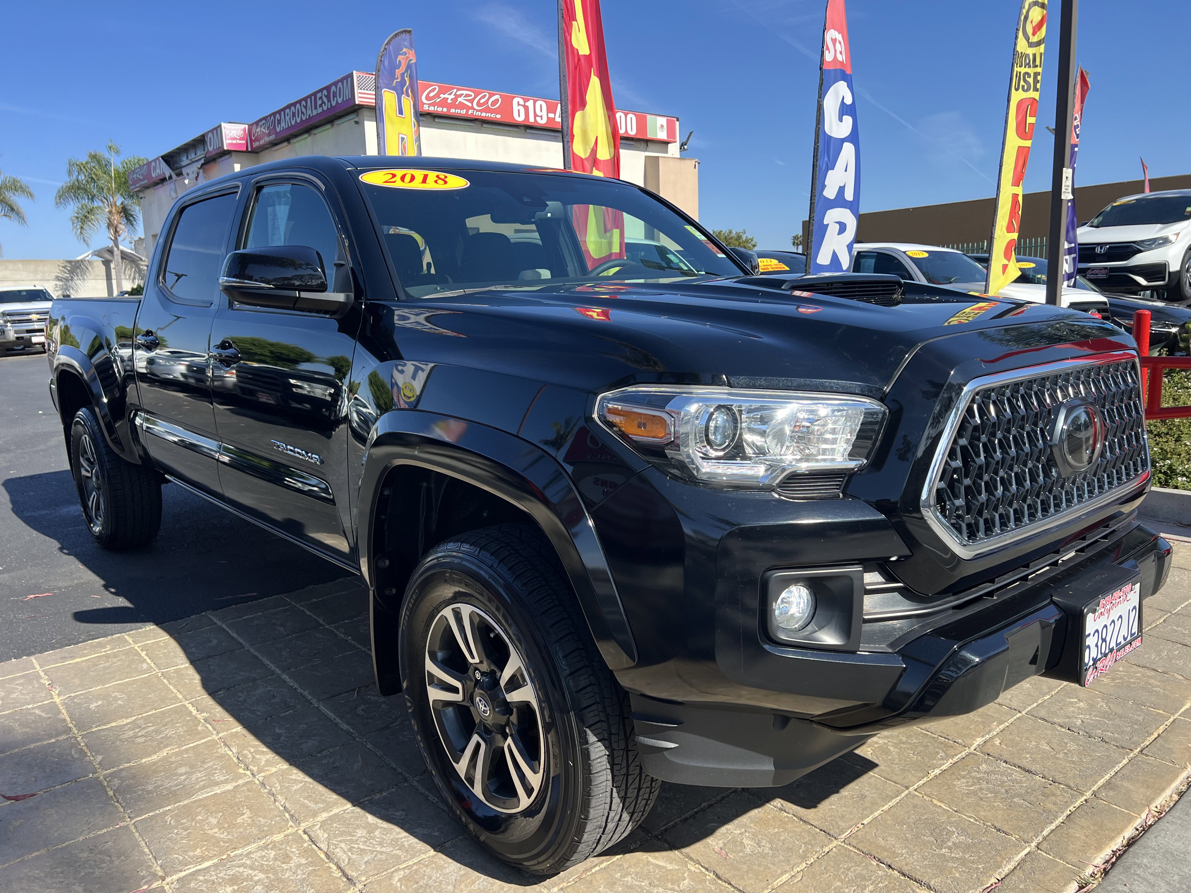 Used 2018 Toyota Tacoma TRD Sport image 1