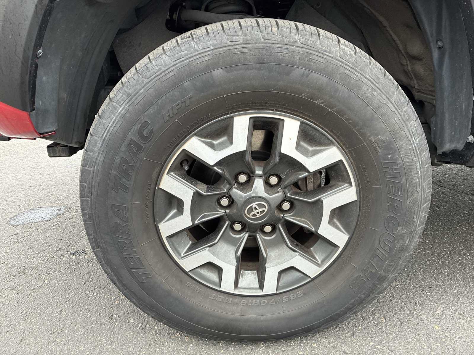 Used 2021 Toyota Tacoma TRD Off-Road w/ Technology Package AWD/4WD image 17