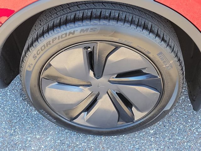 Used 2026 Tesla Model Y 2WD image 6