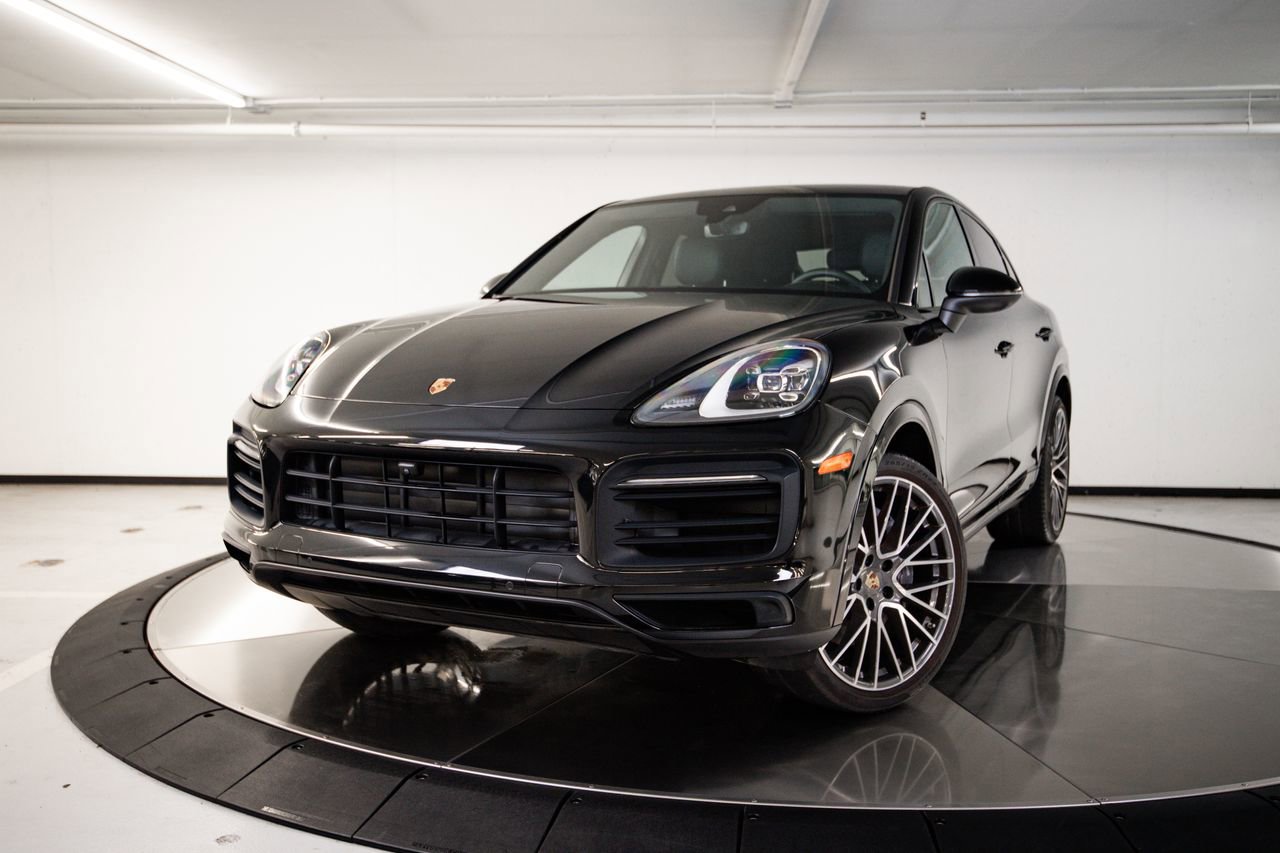Certified 2023 Porsche Cayenne Coupe AWD/4WD image 1