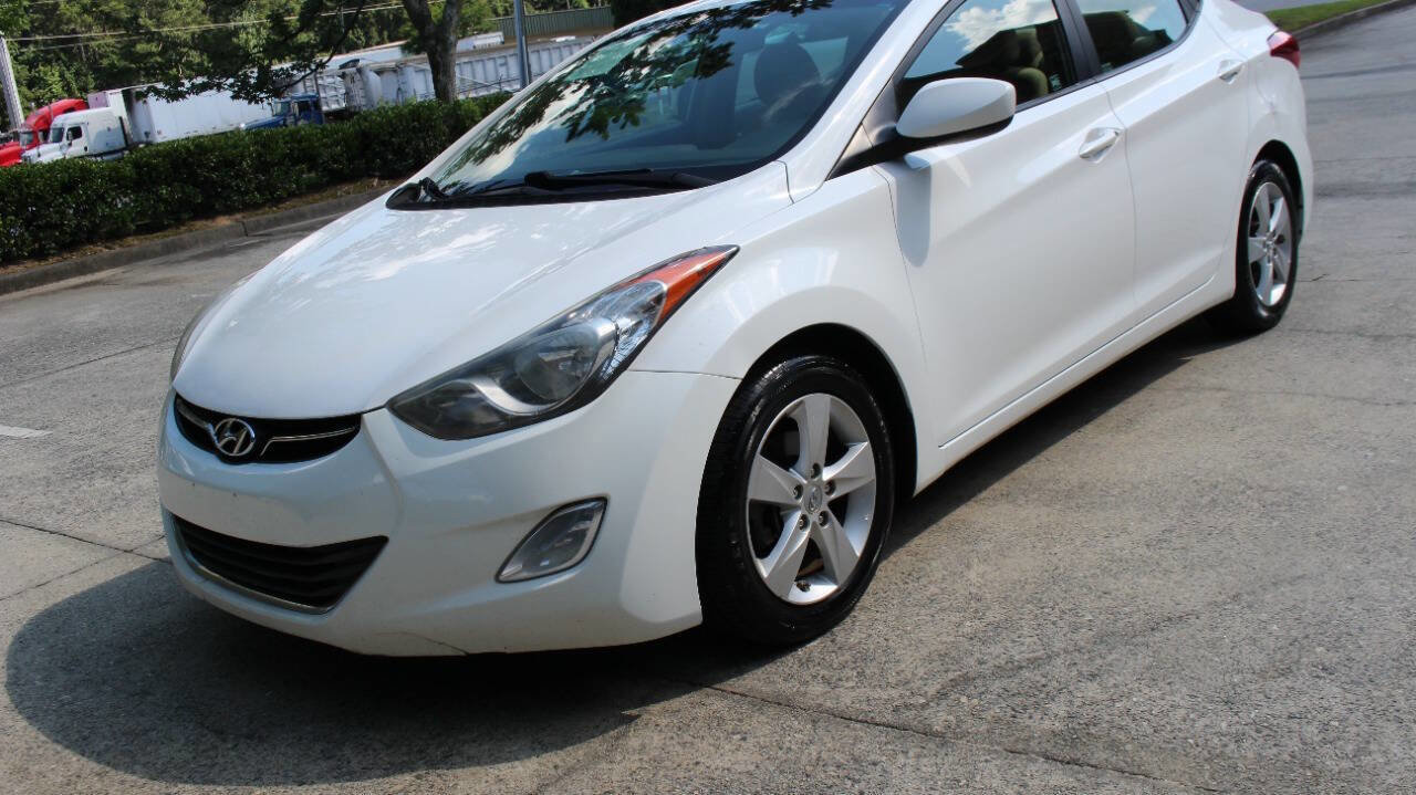 Used 2013 Hyundai Elantra GLS w/ Preferred Pkg image 5