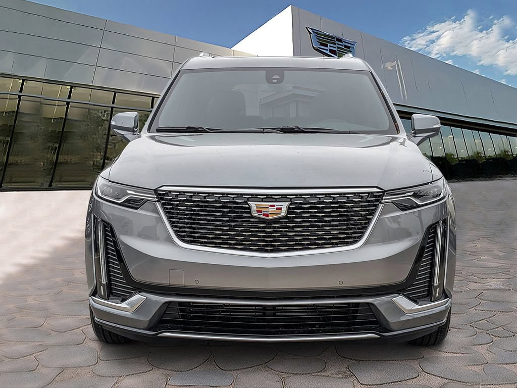 New 2025 Cadillac XT6 Luxury FWD image 8