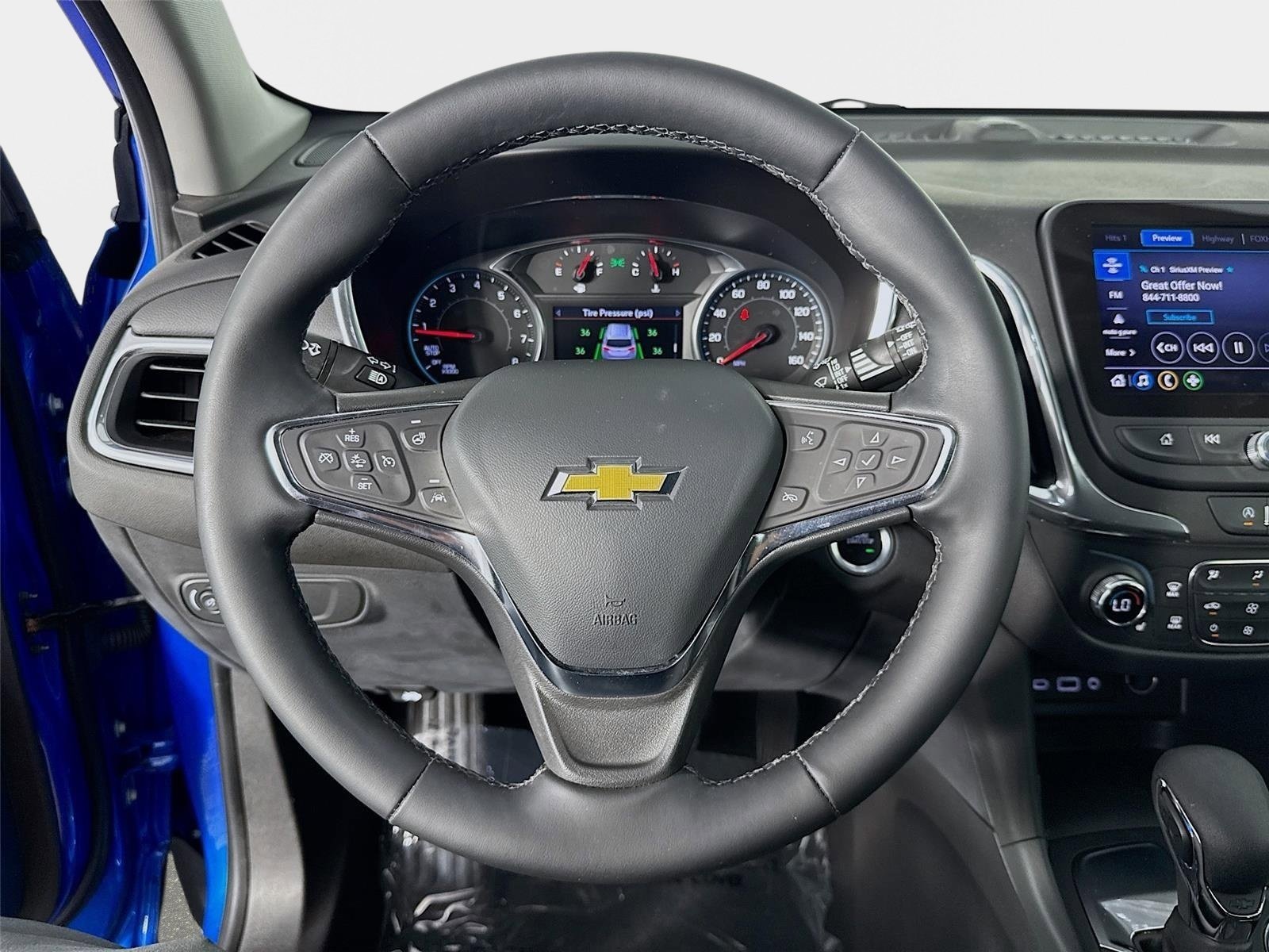 Used 2024 Chevrolet Equinox LT FWD image 13