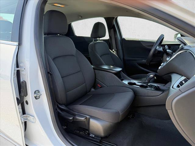 Used 2024 Chevrolet Malibu LT FWD image 13