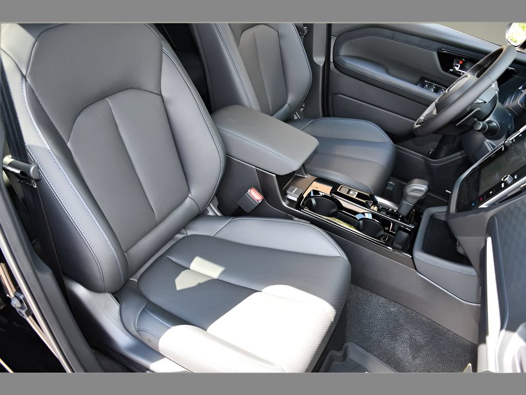New 2026 Subaru Forester Premium AWD/4WD image 32
