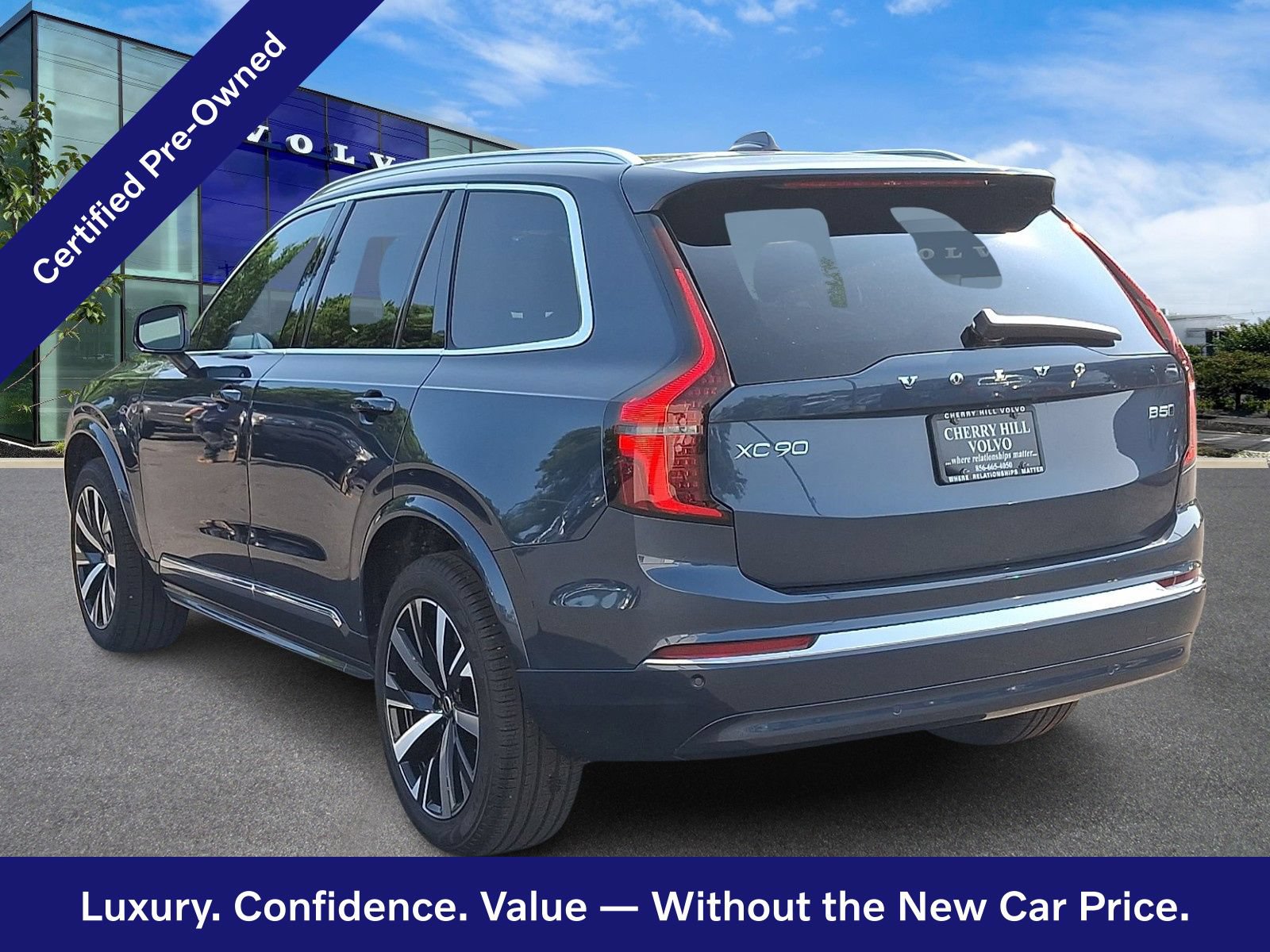 Certified 2025 Volvo XC90 B5 Core AWD/4WD image 5
