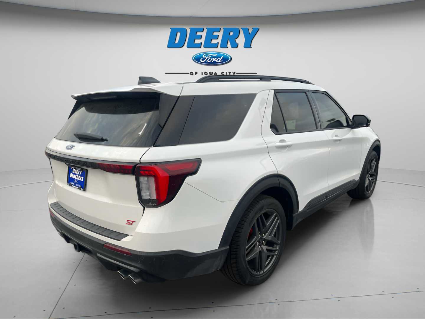 Used 2025 Ford Explorer ST w/ Sun And Sound Package image 8