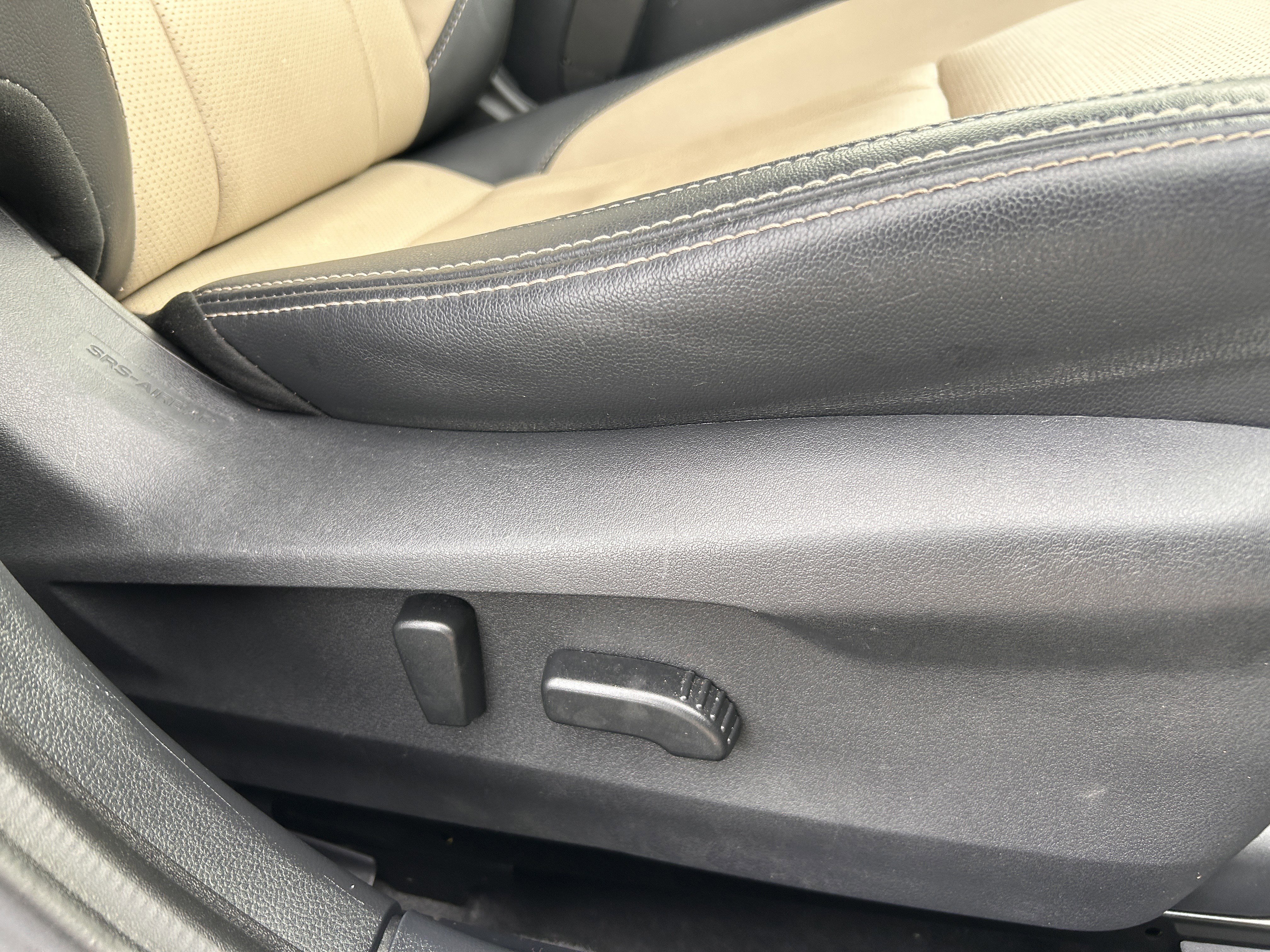 Used 2020 Subaru Outback Limited image 27