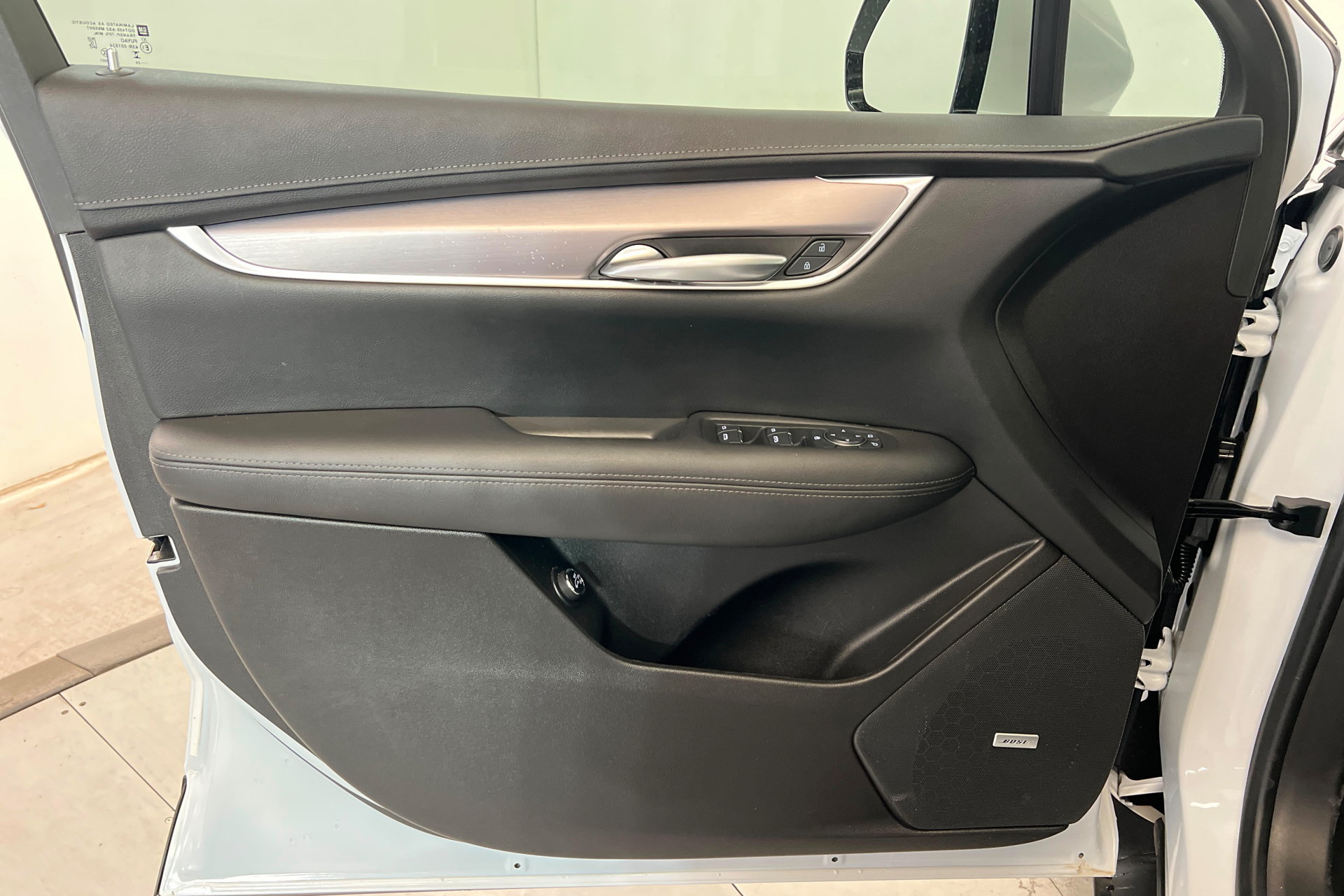 Used 2025 Cadillac XT5 Luxury w/ LPO, Floor Liner Package AWD/4WD image 14
