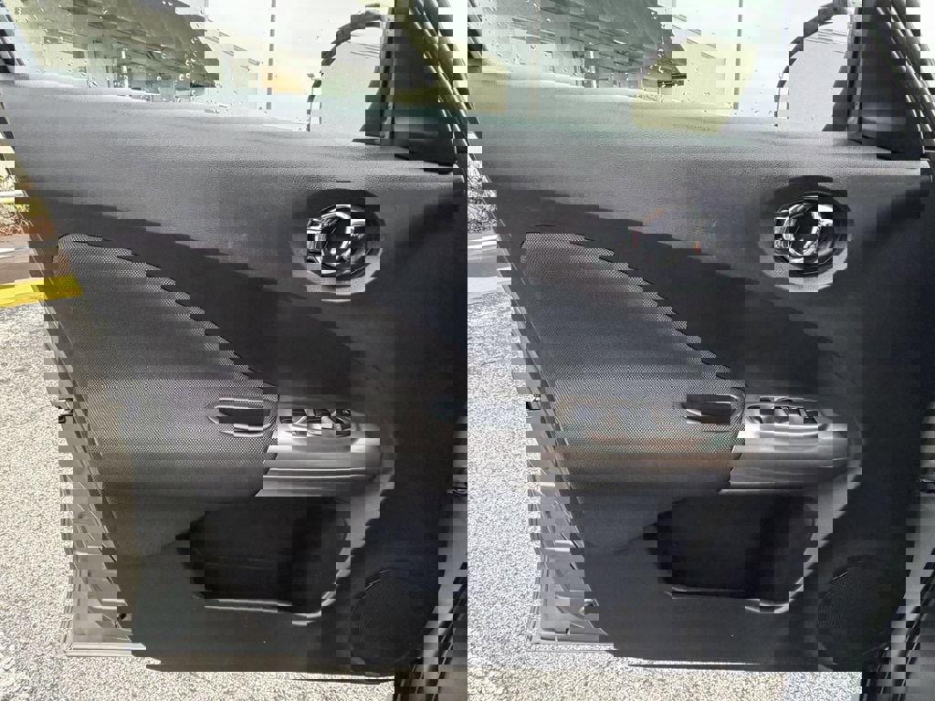 Used 2012 Nissan Juke SL image 22