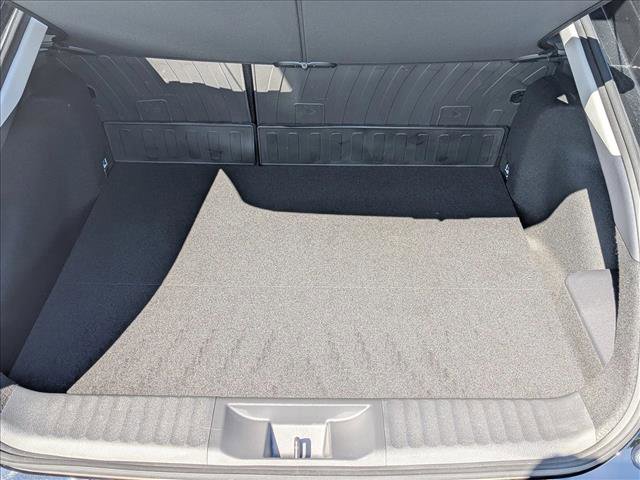 Used 2026 Toyota Prius XLE FWD image 6