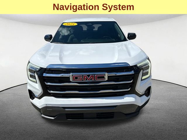Used 2025 GMC Terrain Elevation AWD/4WD image 4