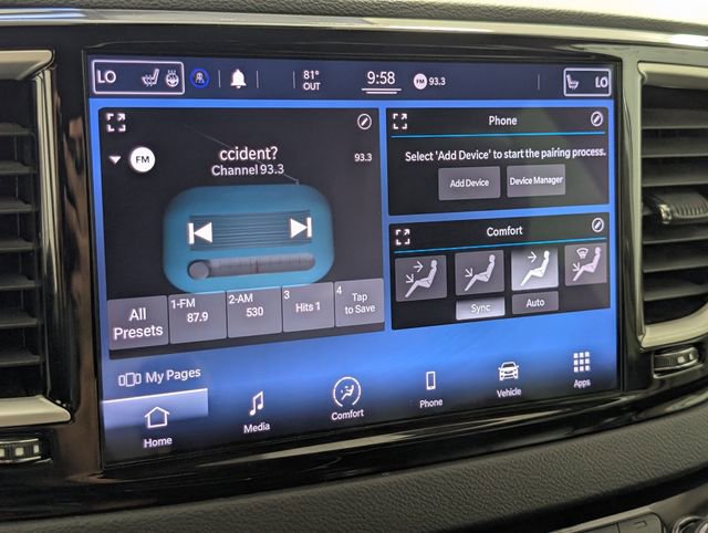 Used 2022 Chrysler Pacifica Touring-L image 31