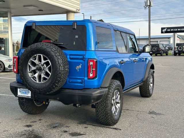 Used 2025 Ford Bronco Badlands image 3