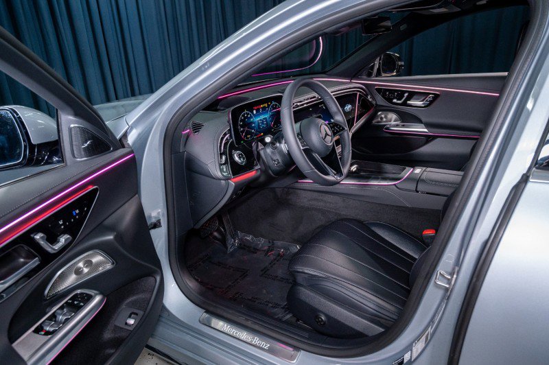 New 2026 Mercedes-Benz E 450 4MATIC Sedan image 10
