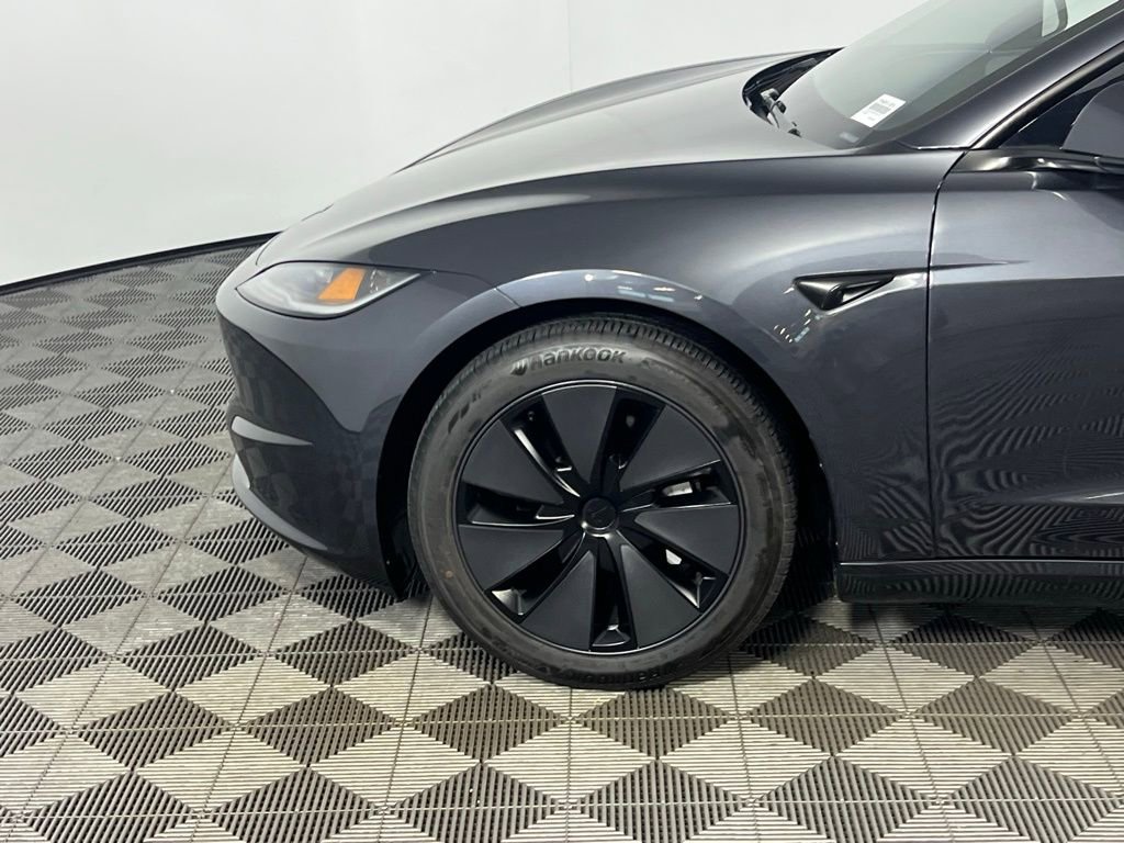 Used 2024 Tesla Model 3 Standard Range image 8
