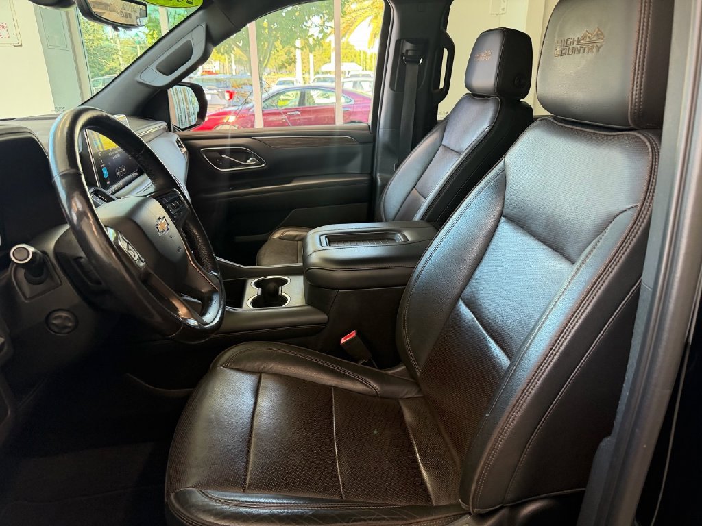 Used 2021 Chevrolet Suburban High Country RWD image 12