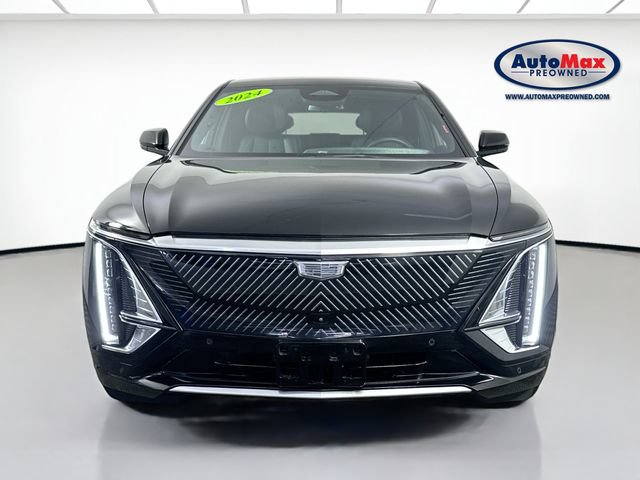 Used 2024 Cadillac Lyriq Luxury AWD/4WD image 7