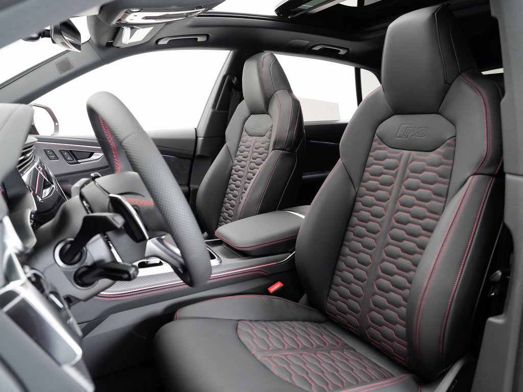 New 2025 Audi RS Q8 performance image 5
