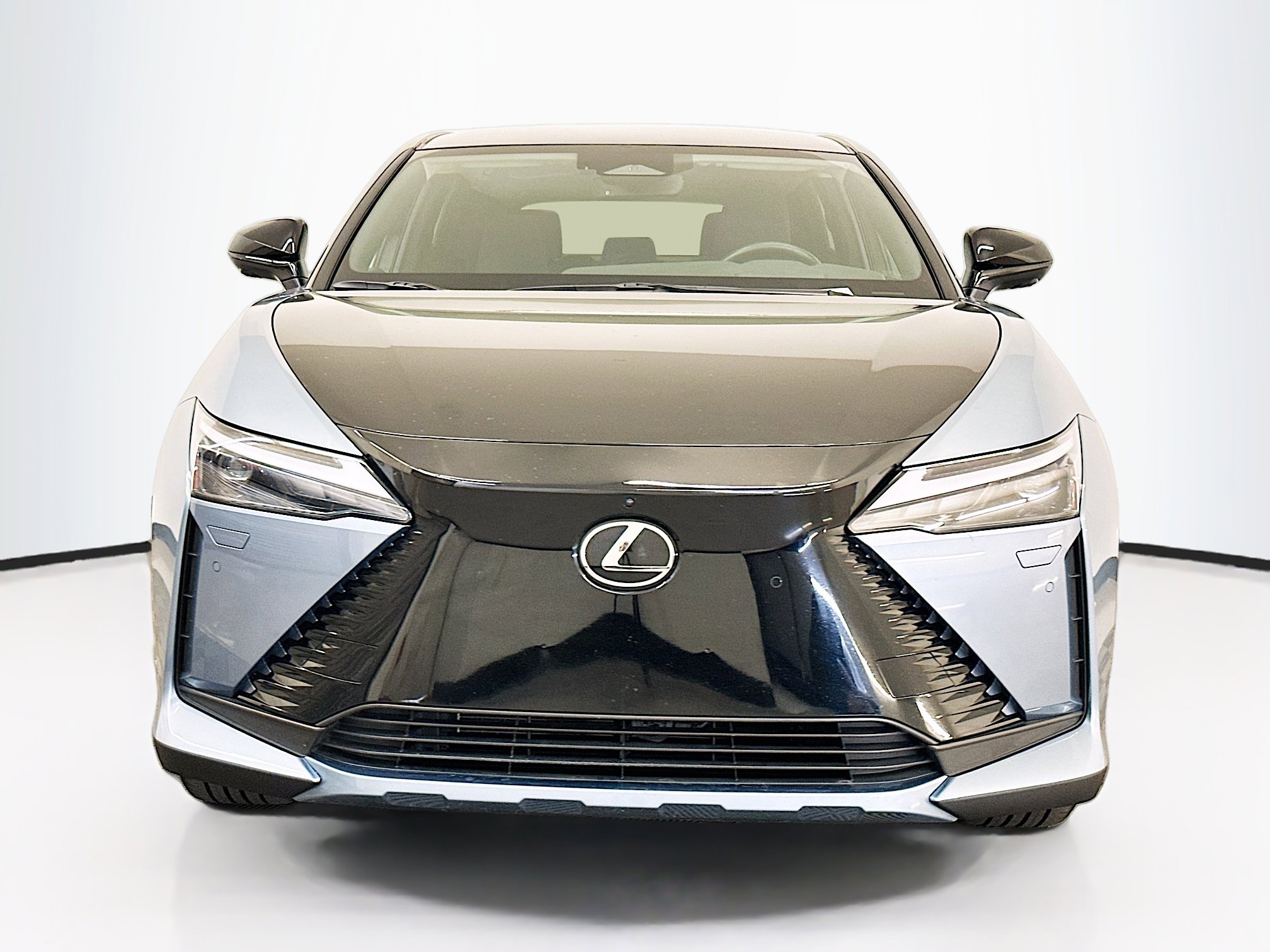 Used 2023 Lexus RZ 450e Premium w/ Accessory Package (2T) AWD/4WD image 2