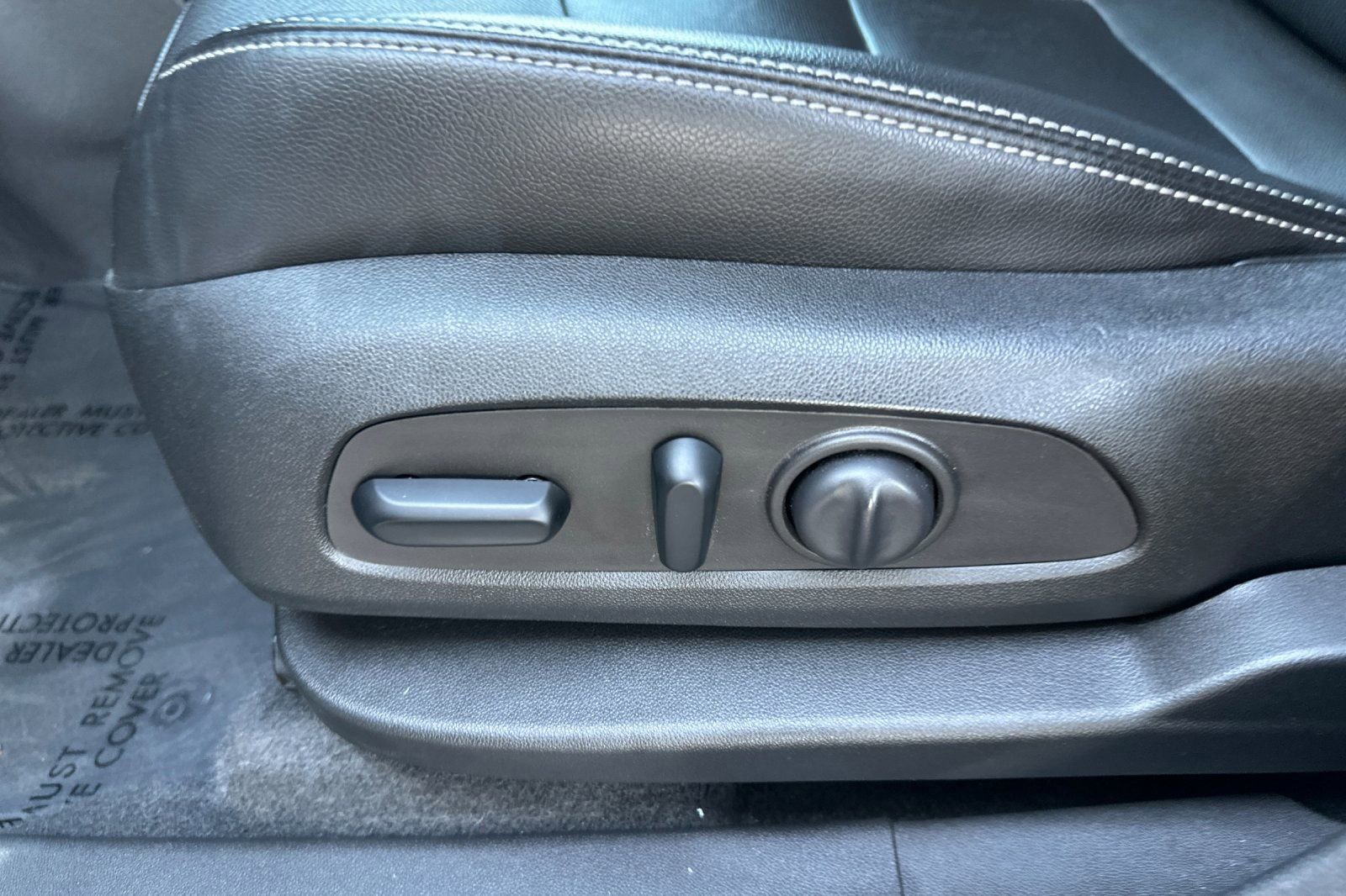 Certified 2022 GMC Terrain SLT w/ Infotainment Package II image 12