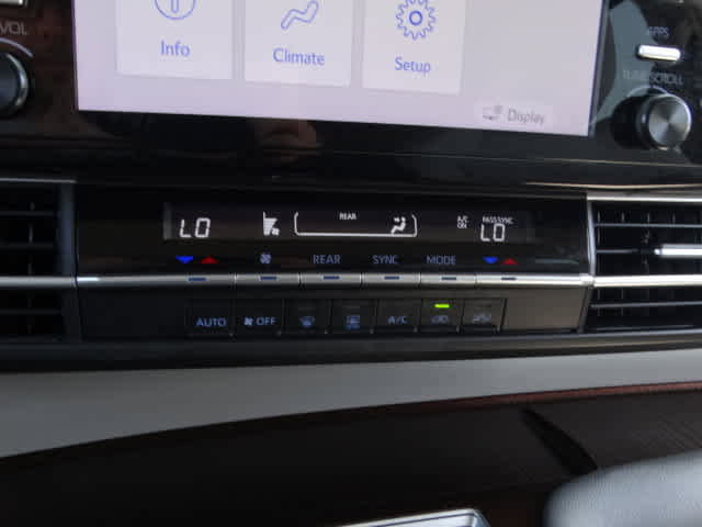 Certified 2021 Toyota Sienna LE image 30