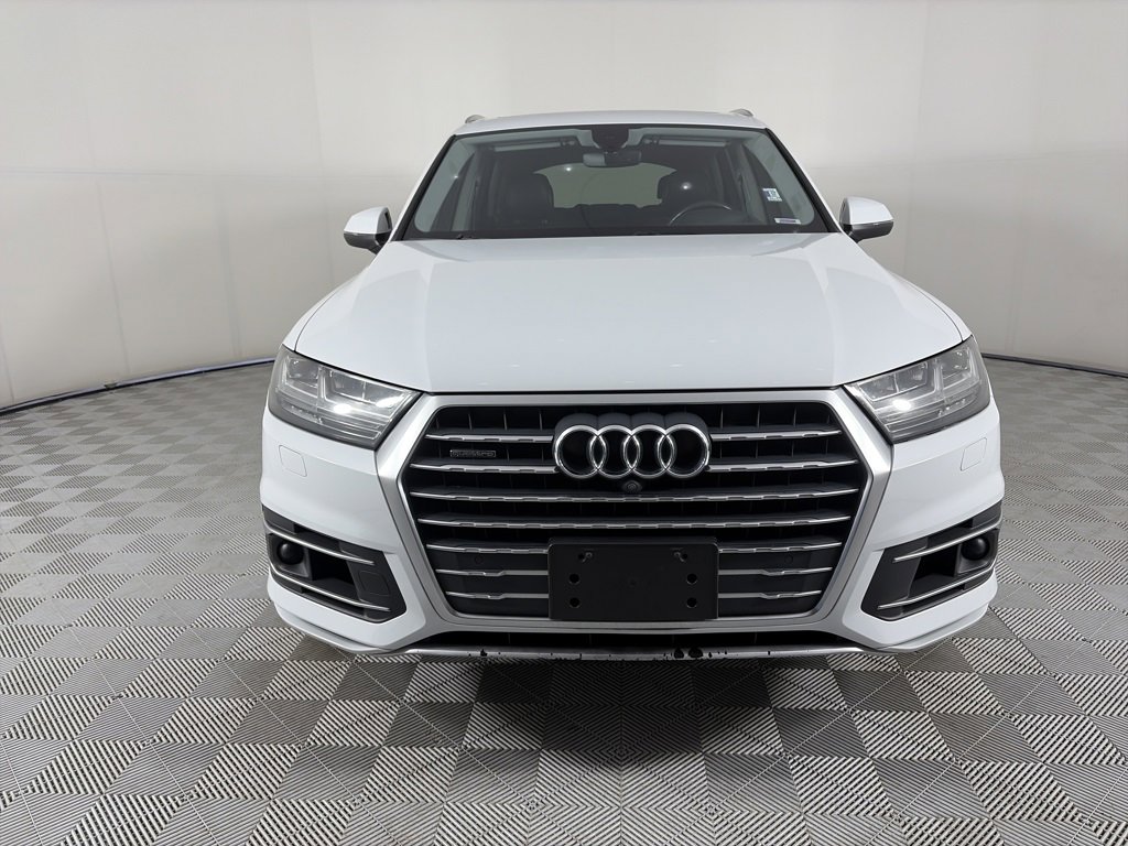 Used 2018 Audi Q7 3.0T Prestige image 2