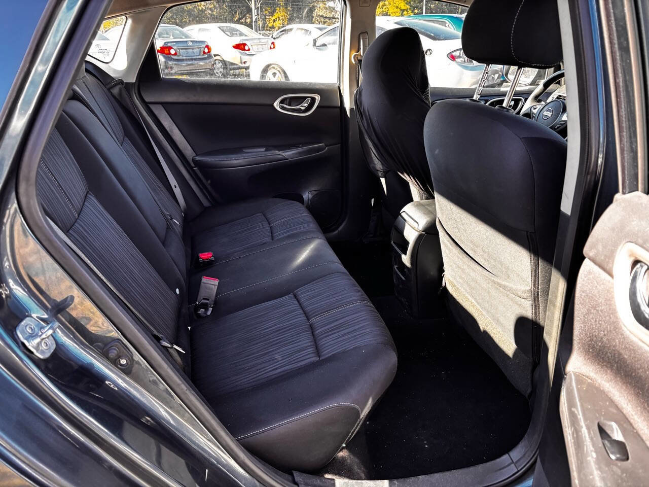Used 2016 Nissan Sentra SV image 11