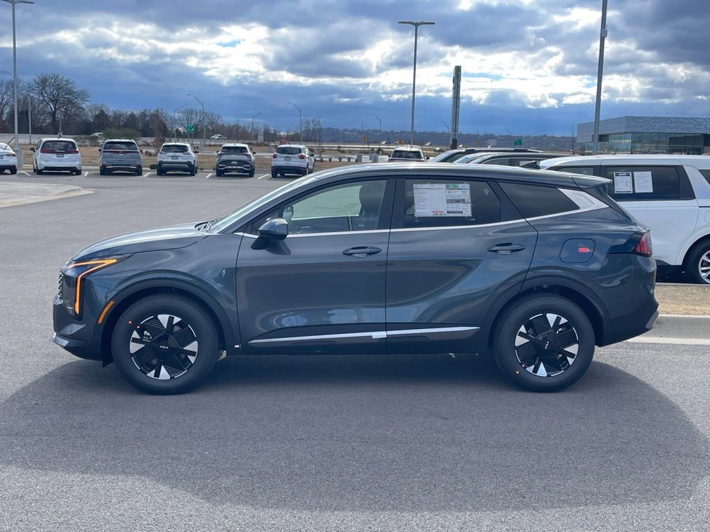 New 2026 Kia Sportage LX FWD image 4