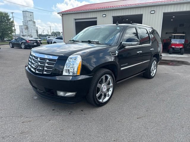 Used 2011 Cadillac Escalade Premium AWD/4WD image 7