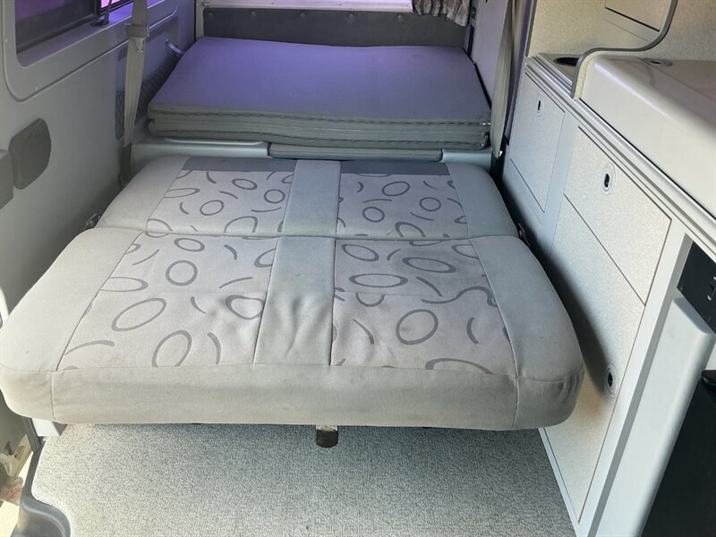 Used 2003 Volkswagen Eurovan Camper FWD image 29