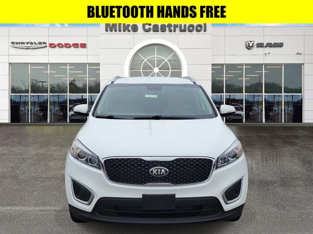 Used 2017 Kia Sorento LX image 2