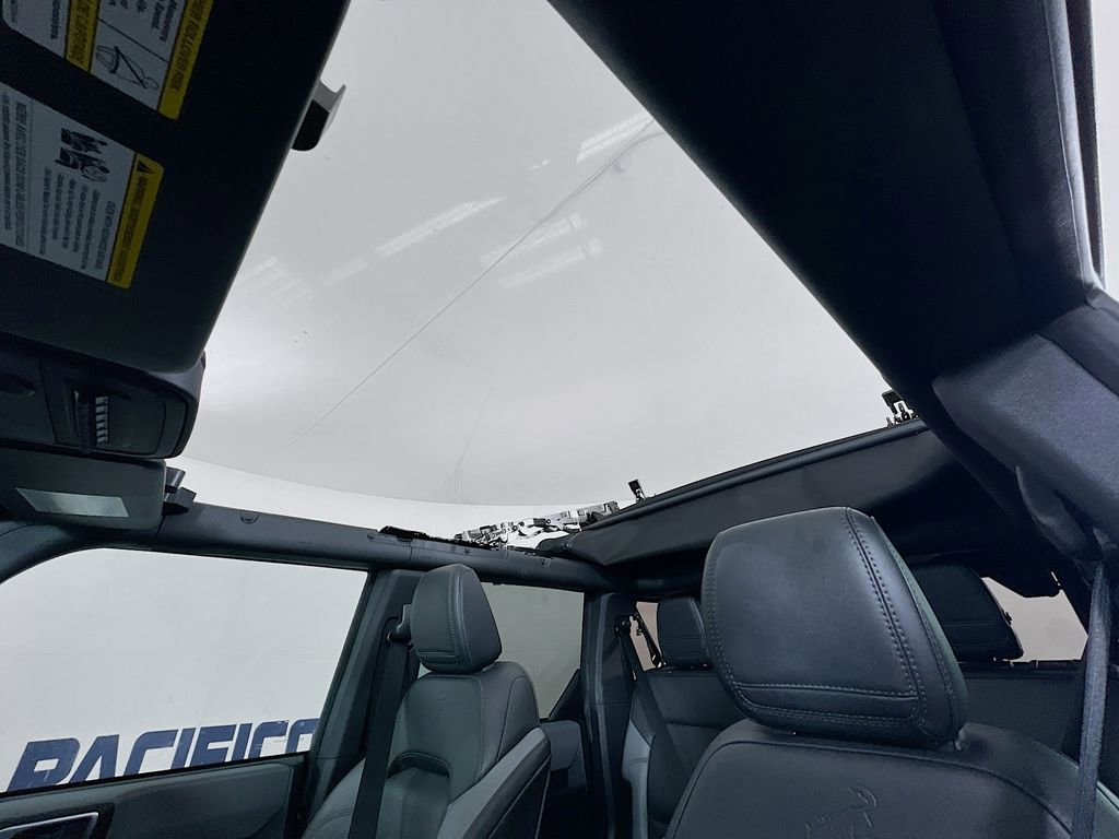 Certified 2024 Ford Bronco Black Diamond image 39
