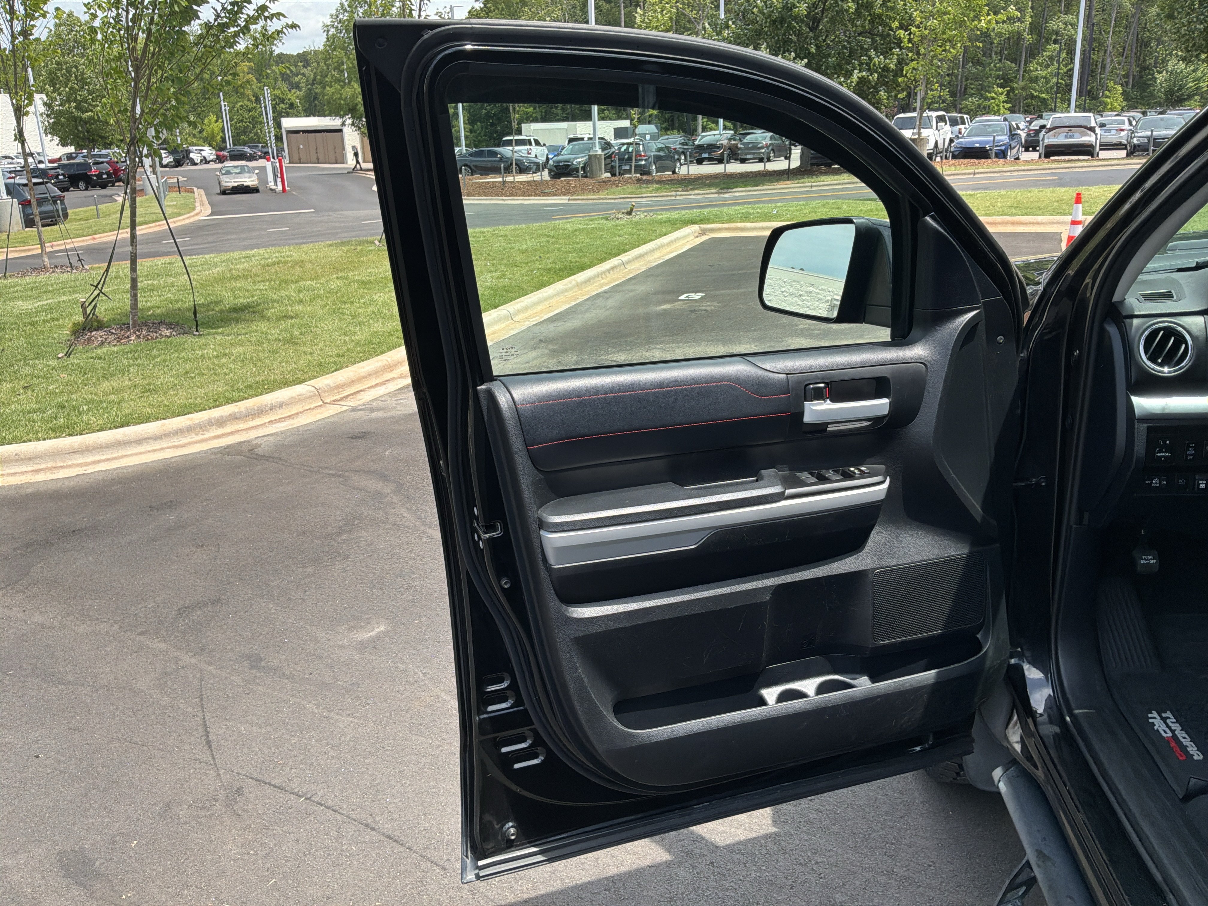 Used 2019 Toyota Tundra TRD Pro AWD/4WD image 14