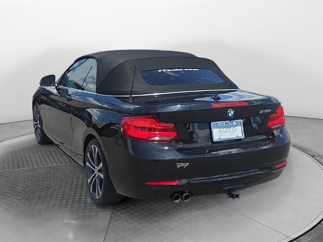 Used 2018 BMW 230i Convertible RWD image 3