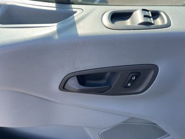 Used 2015 Ford Transit 150 XL RWD image 11