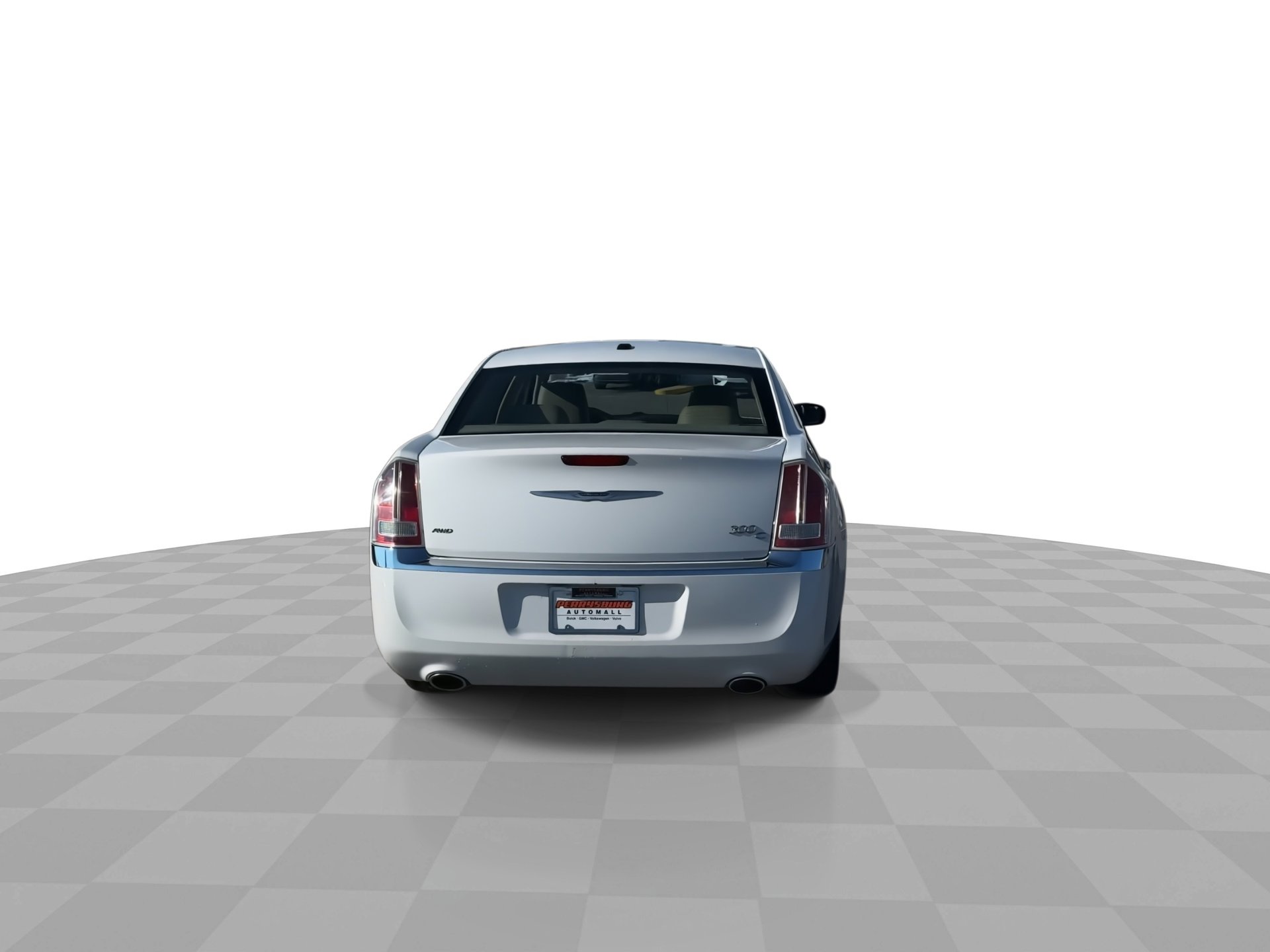 Used 2013 Chrysler 300 C image 7