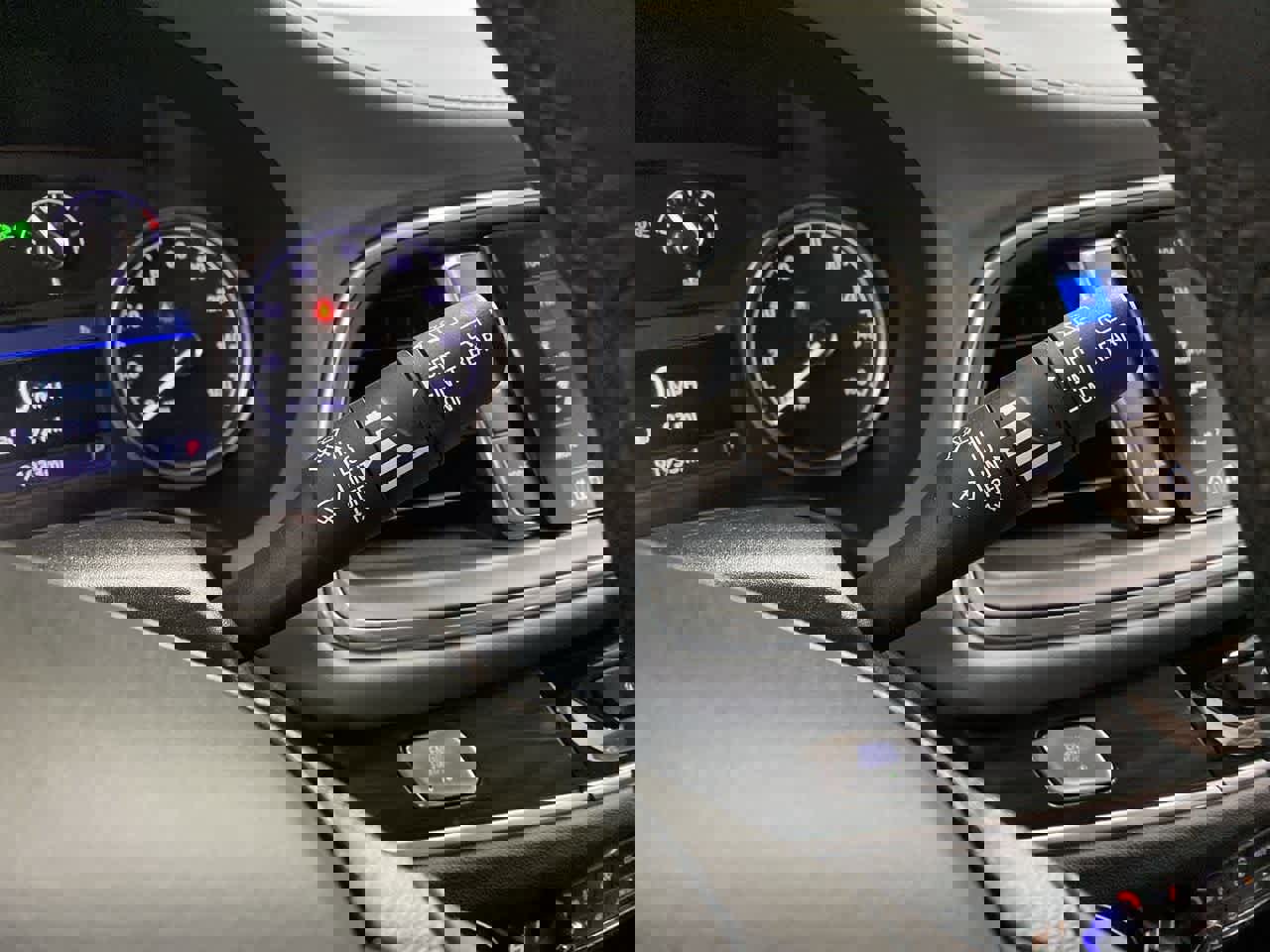 Used 2020 Buick Enclave Premium w/ Sun and Sites Package image 23