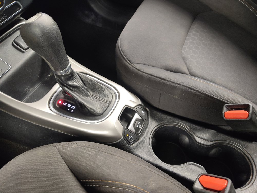 Used 2018 Jeep Compass Sport image 26