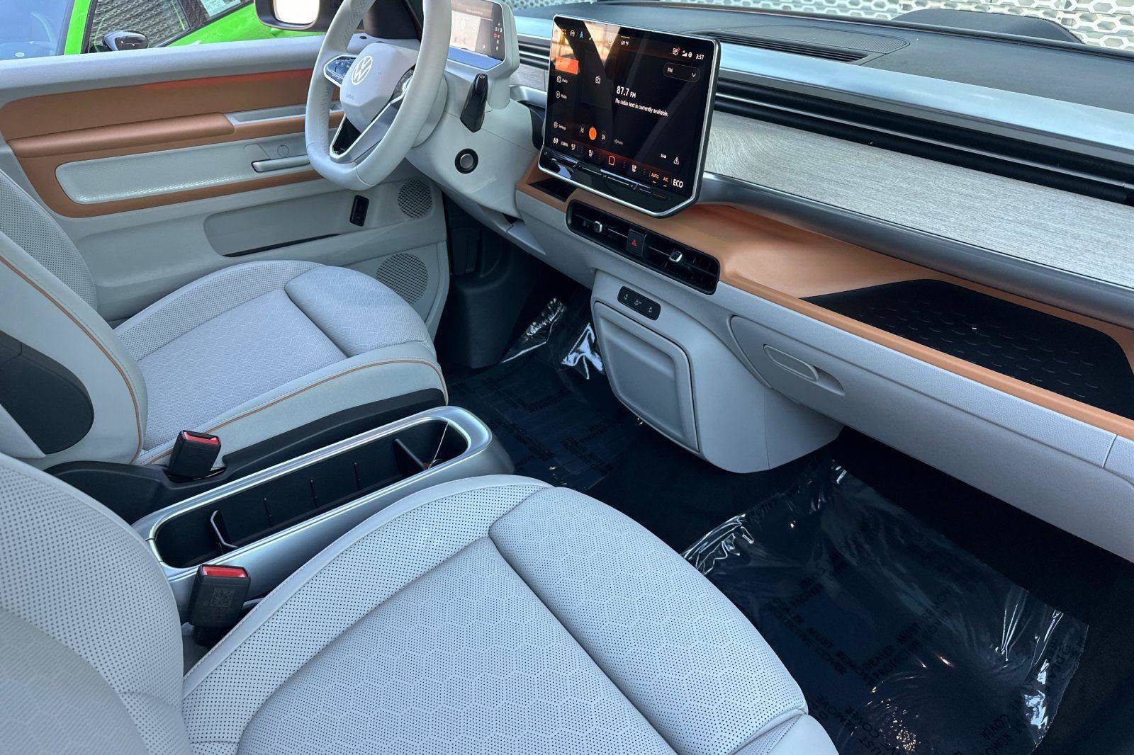 New 2025 Volkswagen ID. Buzz Pro S Plus image 15