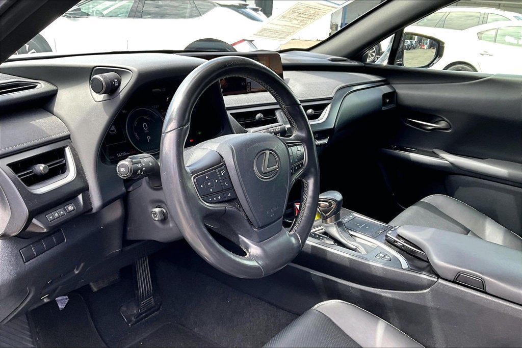 Used 2019 Lexus UX 250h AWD/4WD image 9
