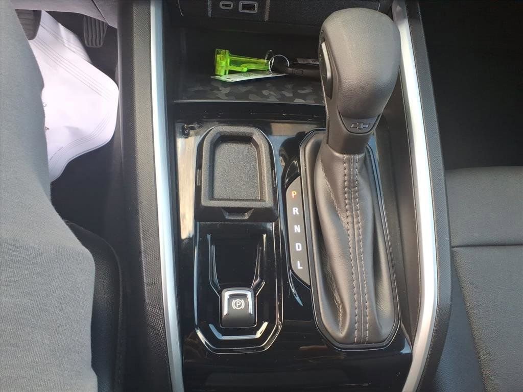 Used 2025 Chevrolet Colorado W/T image 18