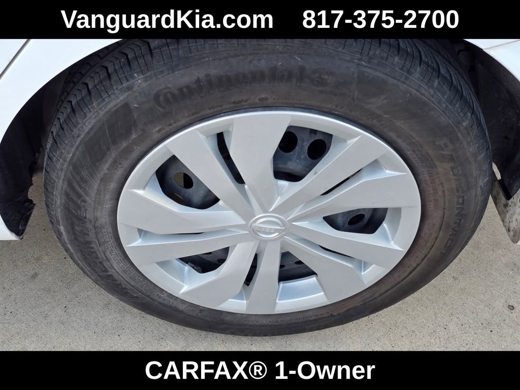 Used 2024 Nissan Versa S w/ Trunk Package image 33