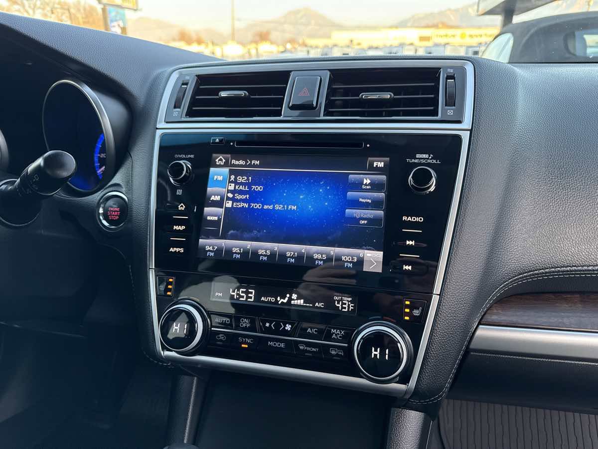 Used 2018 Subaru Outback 2.5i Limited image 26