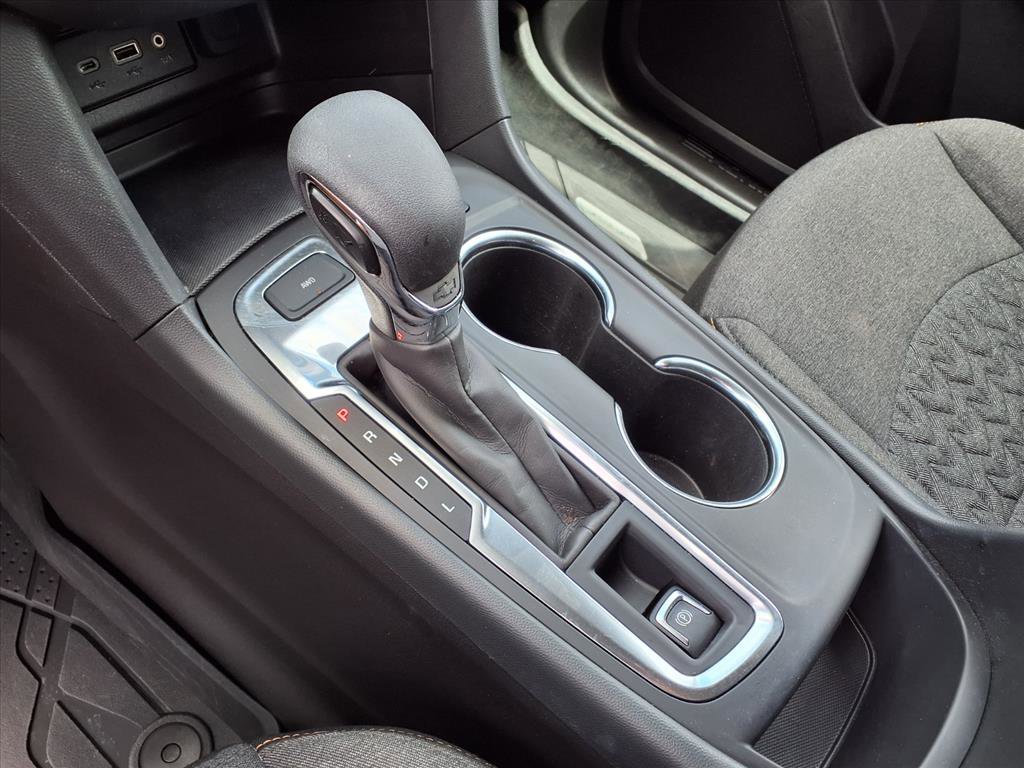 Used 2024 Chevrolet Equinox LT w/ LPO, Floor Liner Package image 11